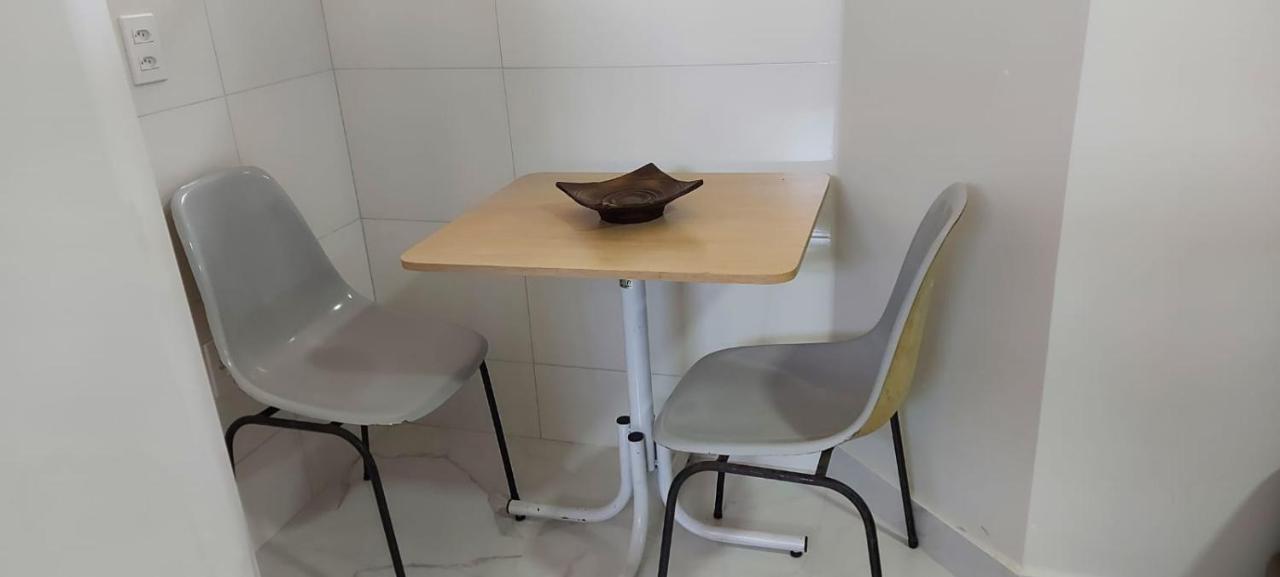 Apartamento Ponta Da Fruta Para Ate 4 Pessoas 201 Вила Веля Екстериор снимка